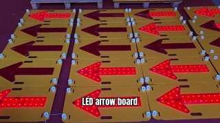 LED Arrow Board は、道路建設および交通管制用途向けに設計されています。
